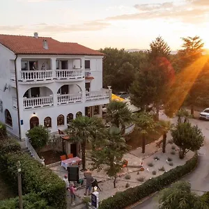 Restaurant & Nino Affittacamere