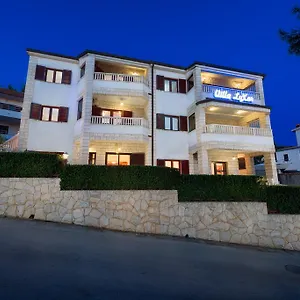 Luxor , Trogir Horvátország