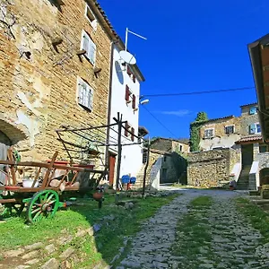 https://apartments-bazjak.in-istria.net