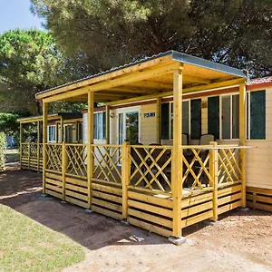 Camping Adria Mobile Homes In Brioni Sunny Camping 2*, Póla Horvátország